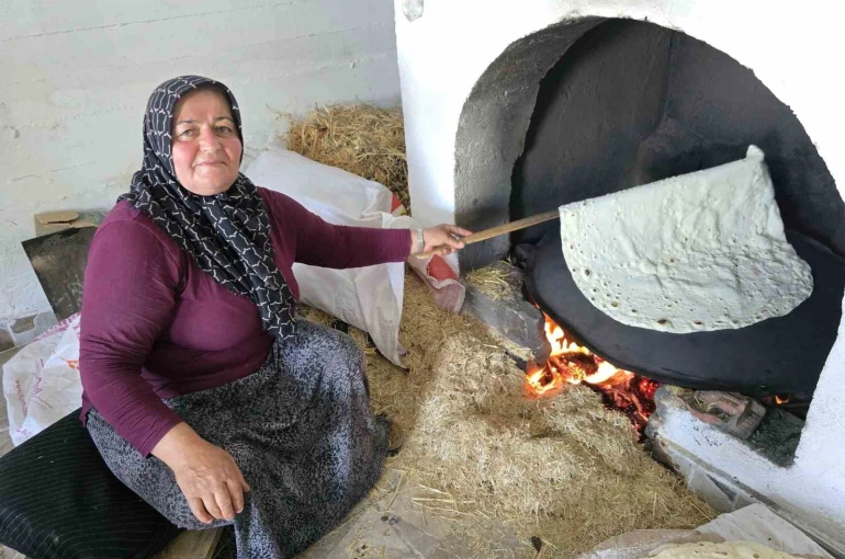 Yozgat’ın vazgeçilmez lezzeti yufka ekmek mesaisi başladı