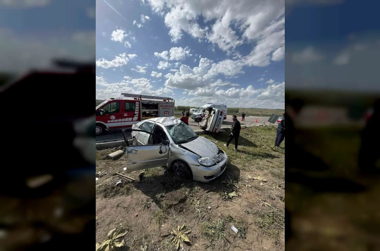 Yozgat’ta iki otomobil çarpıştı: 1 ölü, 1 yaralı 