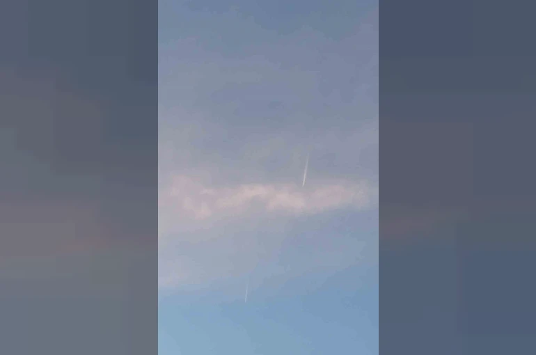 Yüksekova’da TSK’ya ait savaş uçaklarından devriye uçuşu
