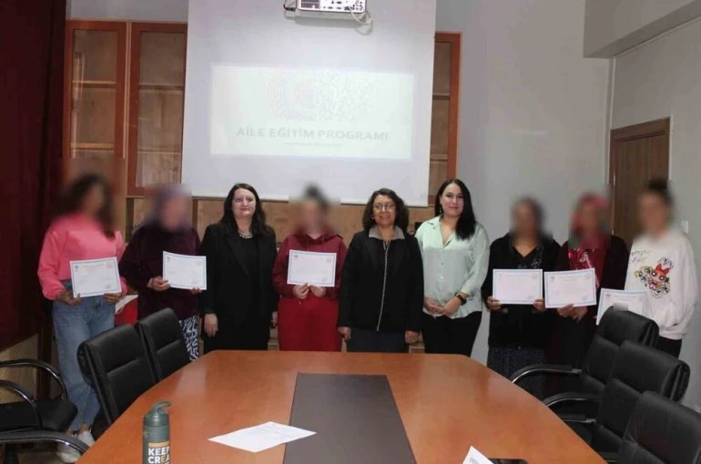 Yükümlülere aile eğitimi verildi