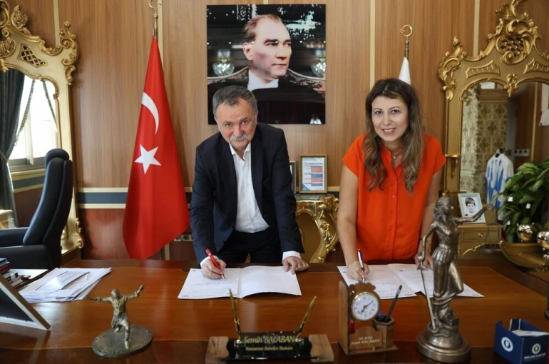 Yunusemre Belediyesi personeline avantajlı dil kursu