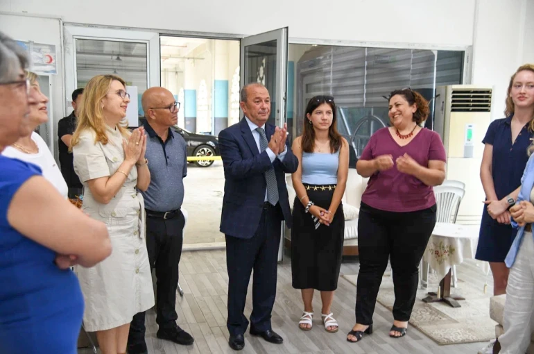 Yunusemre Belediyesinde Alzheimer hastalarına destek olanlara teşekkür
