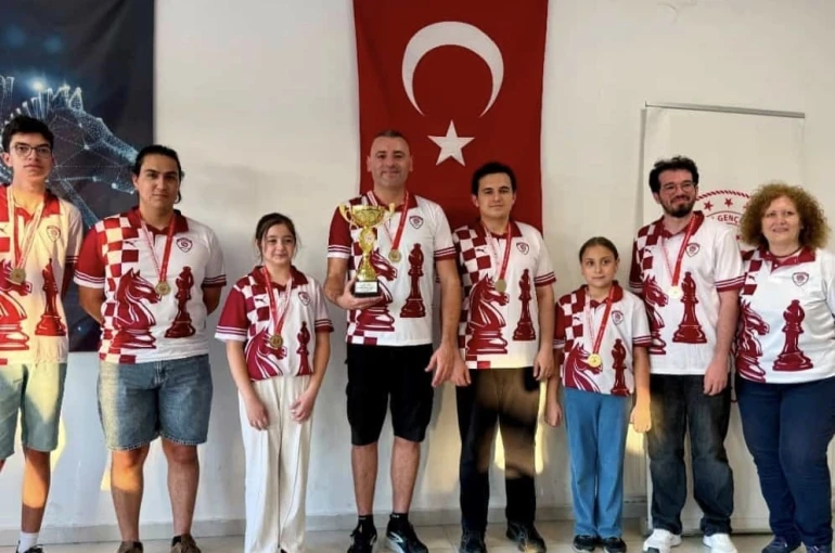 Yunusemre Belediyespor satrançta Manisa şampiyonu