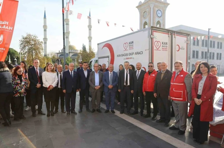 Yunusemre’de kan ve kök hücre bağış kampanyası düzenlendi
