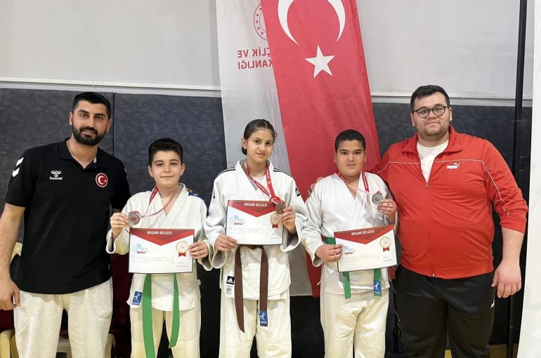 Yunusemreli judoculardan 6 madalya