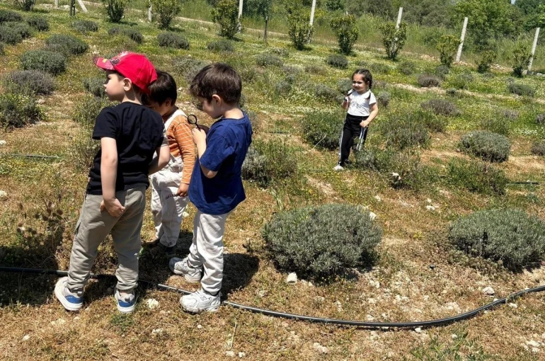 Yunusemreli minikler Ortaköy’de doğayla buluştu 