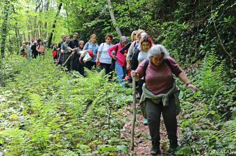 Yüzlerce Zonguldaklı ertelenen geziyle Harmankaya’yı keşfetti