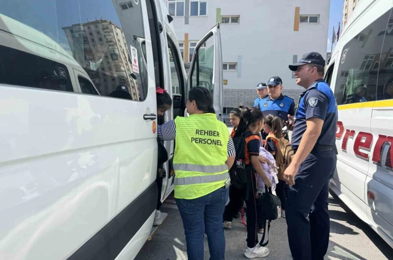 Zabıtadan okul servislerine denetim