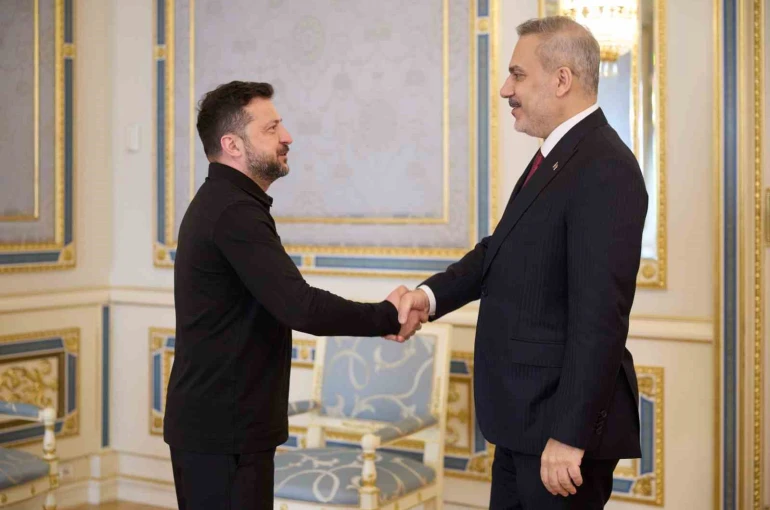 Zelenskiy, barışın sağlanmasına yönelik çabaları nedeniyle Türkiye ve Bakan Fidan’a teşekkür etti