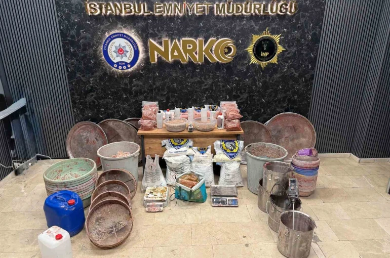 Zeytinburnu’nda büyük uyuşturucu operasyonu
