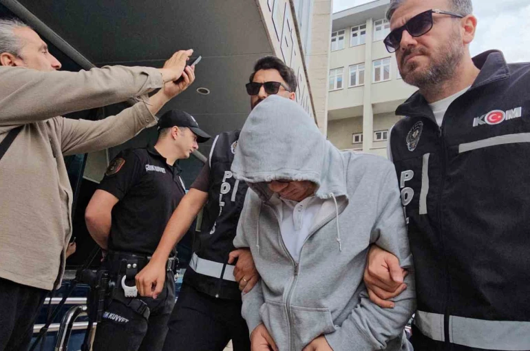 Zonguldak merkezli rüşvet ve yasa dışı kürtaj operasyonunda 11 şüpheli adliyede