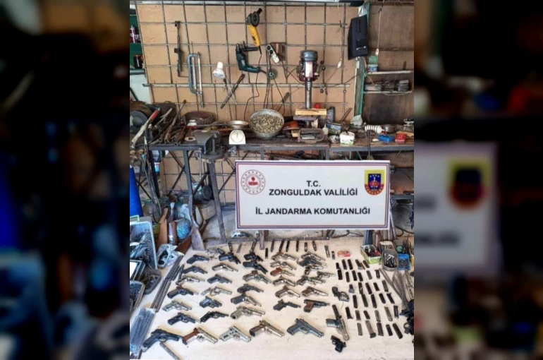 Zonguldak’ta kaçak silah imalathanesinde 30 binin üzerinde fişek ele geçirildi