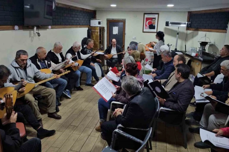 Zonguldak’taki engelliler korosu türkülerle engelleri aşıyor